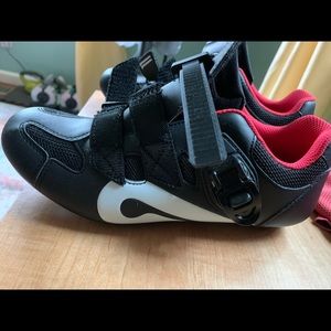 Peloton Size 40 Shoes
